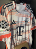 BAYERN SEGUNDA EQUIPACION 25/26