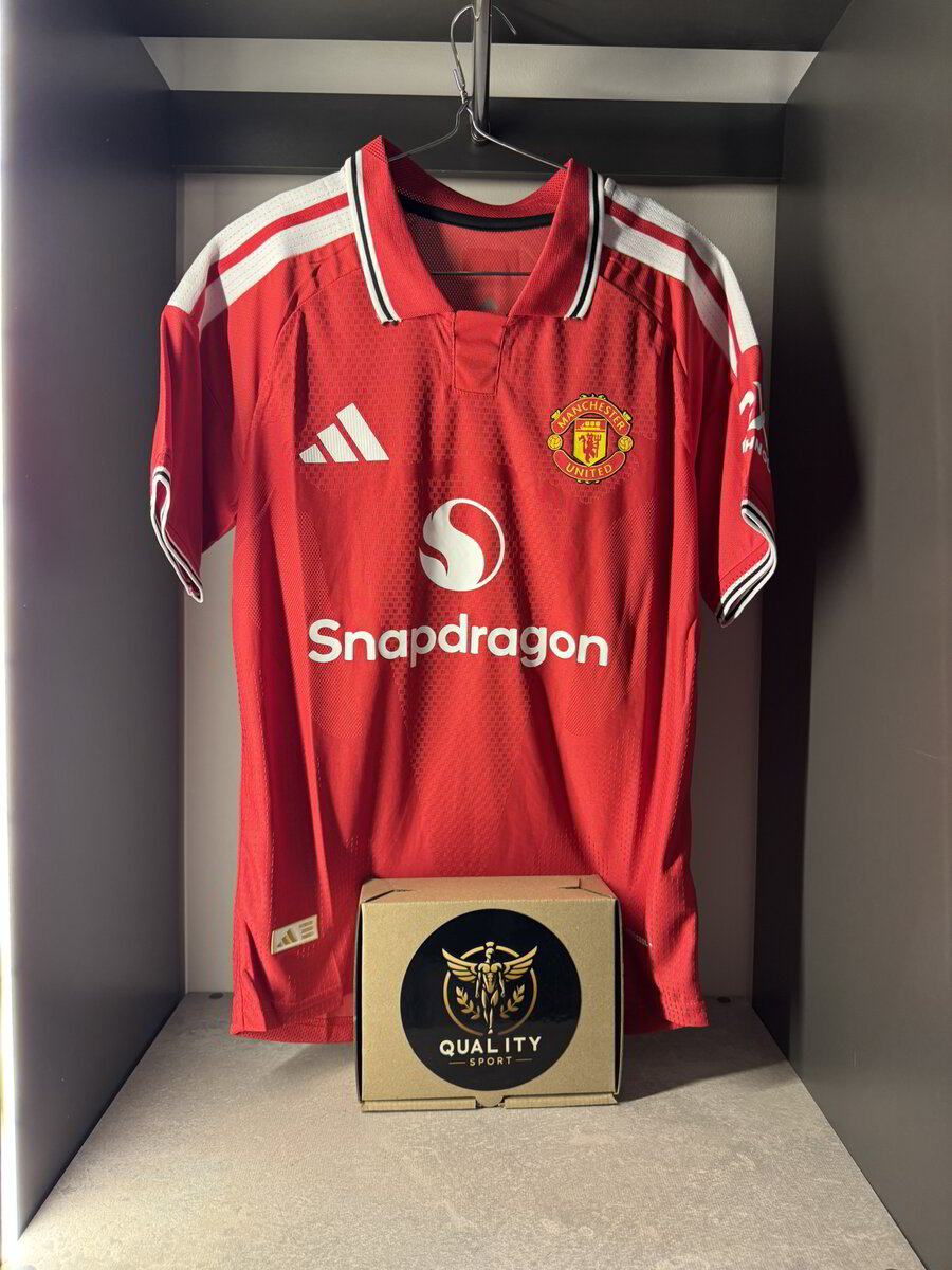 MANCHESTER UNITED LOCAL 26/27