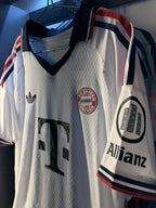 BAYERN VISITANTE 26/27