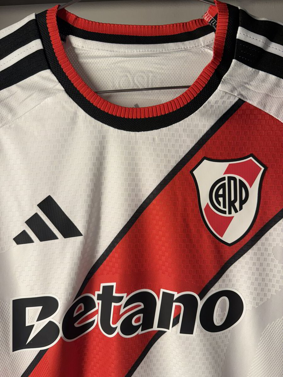 RIVER PLATE LOCAL 26/27
