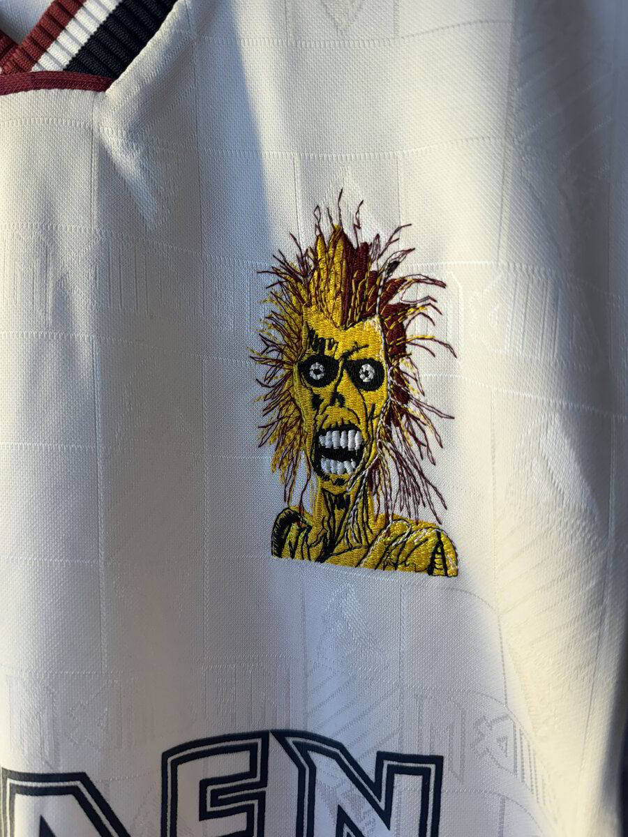 WEST HAM UNITED IRON MAIDEN VISITANTE