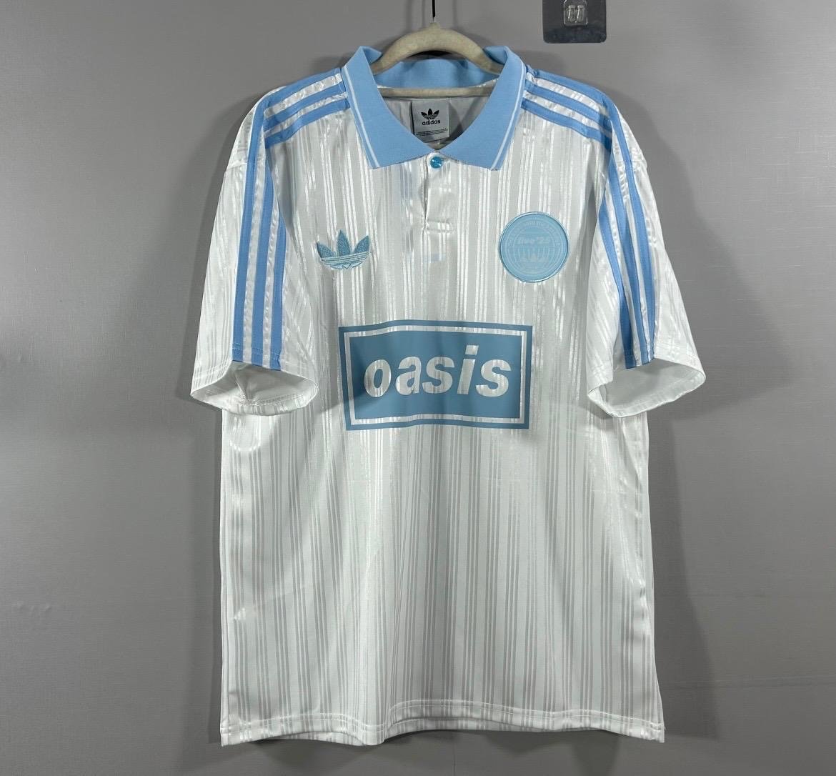 ADIDAS ORIGINALS OASIS BLANCA Y CELESTE