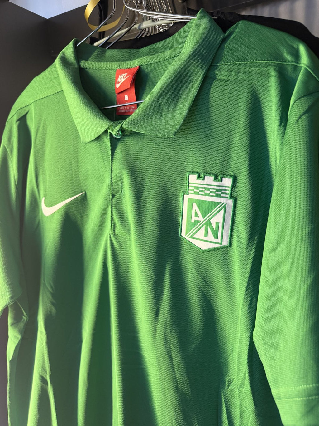 POLO PRESENTACIÓN ATLÉTICO NACIONAL