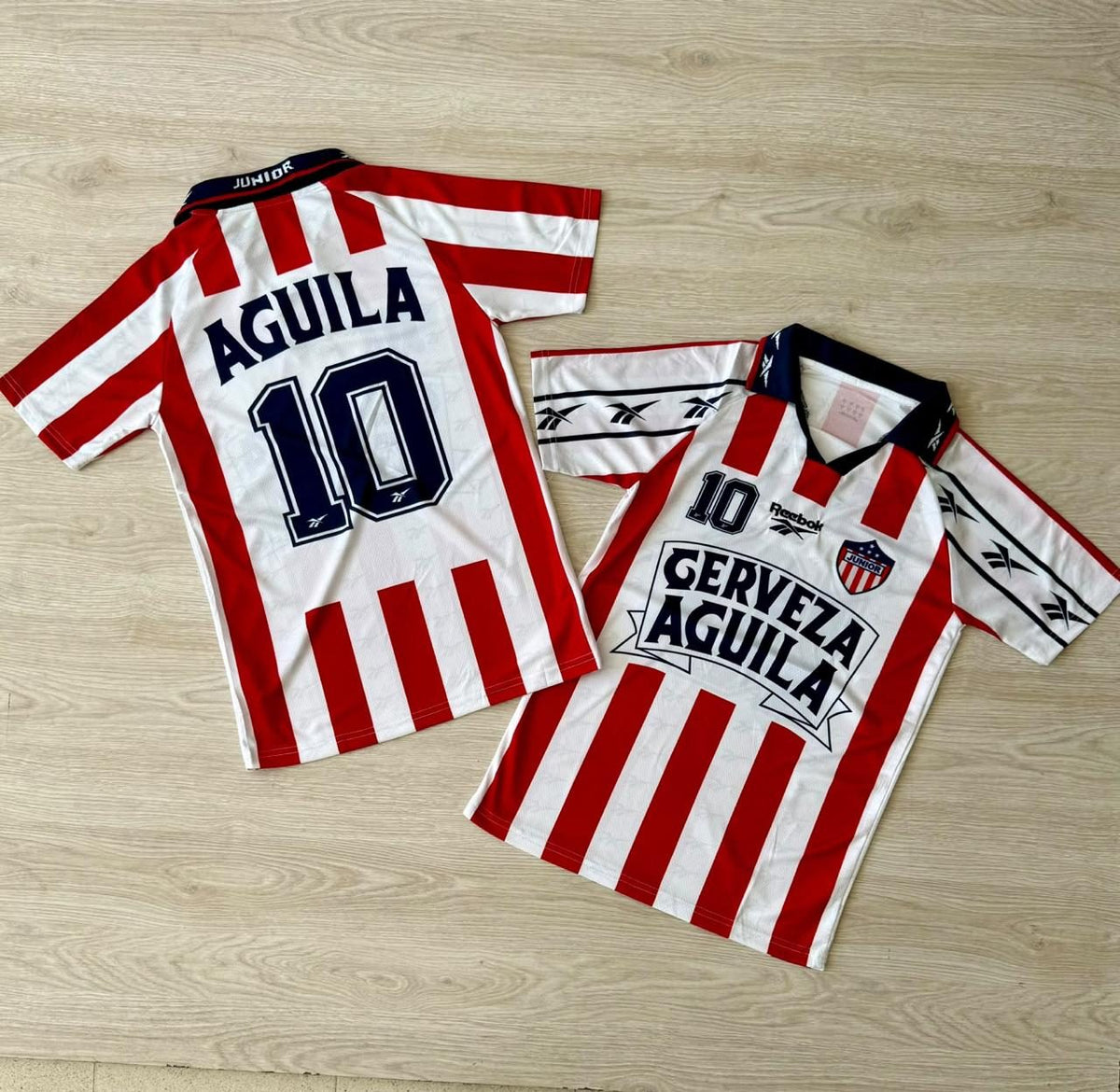 JUNIOR RETRO ÁGUILA REEBOK
